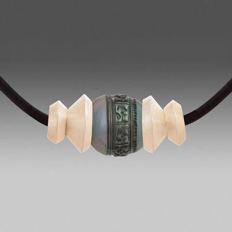 Moana Cruise Choker